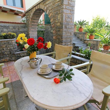 Cozy Residences In The Center Of Volissos Village - Lydia Lithos- Eksteriør billede